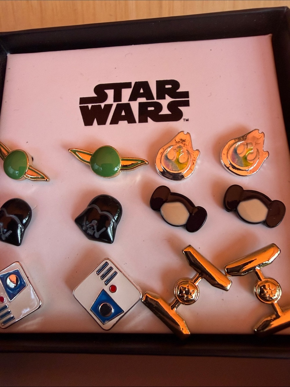 Star Wars Enamel Stud Earring Set - Green, Gold, Black, White